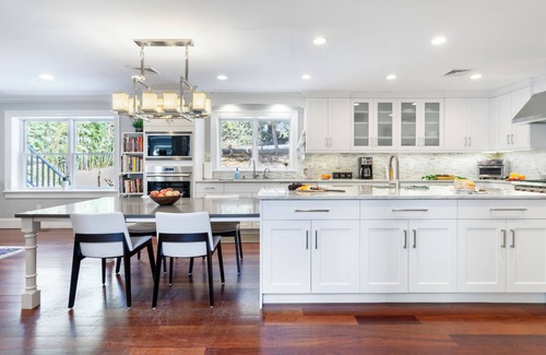 Briarcliff Manor House | Hudson River Views + Firepit, Patio, Dog Run, Game Room | Stone Manor