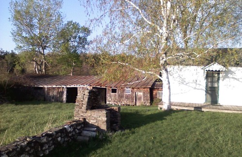 Chatham Cottage | Tranquil Berkshires Hudson Valley View Cottage Retreat