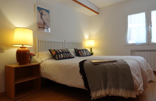 Formigal Apartment | Huegas by PIRINEOS 360 - Family-Friendly Getaway in Formigal