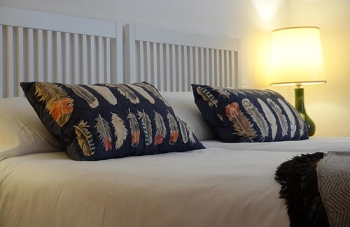 Formigal Apartment | Huegas by PIRINEOS 360 - Family-Friendly Getaway in Formigal
