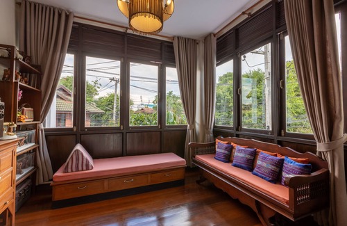 Old City House | Discover Huen Hug Chiang Mai: Family and Kitchen Amenities