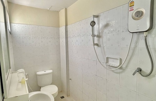 Pa Maet Hotel | huern che ta one