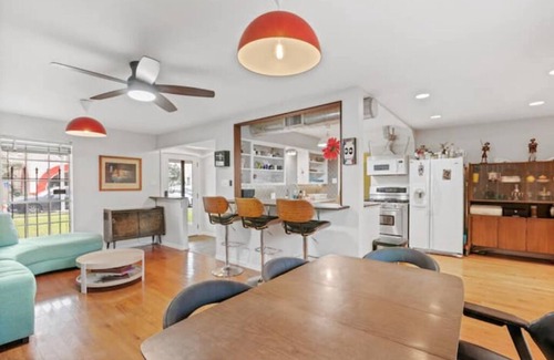 Foster Heights Villa | Huge 3 Home Property - Walk to Downtown!