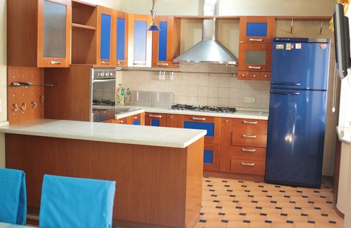 Almaty Apartment | Spacious 3 Bedroom Apartment with Breakfast Included