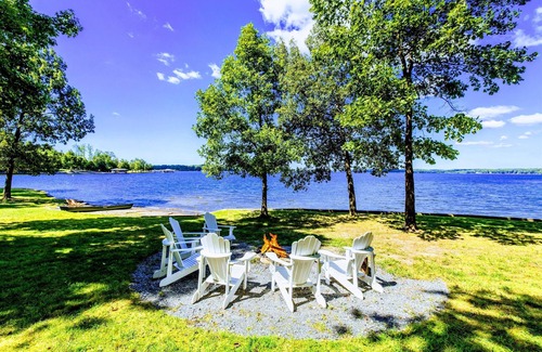 Bumpass House | Exceptional 8BR Lakefront Retreat with Hot Tub & Dock