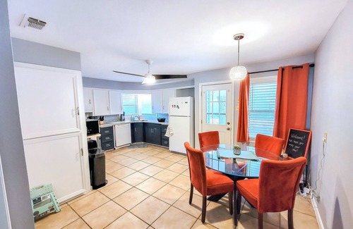 Abilene House | Spacious Rooms with King Beds and Huge Backyard Retreat