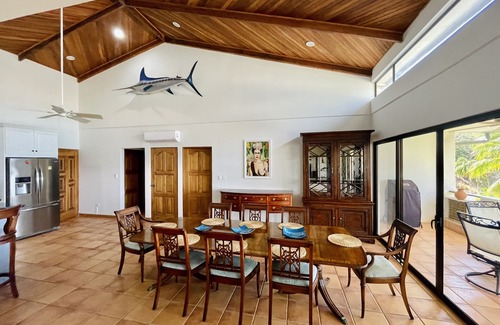Playa Flamingo Condo | Stunning Beachfront 4 Bedroom Condo at Marina Flamingo
