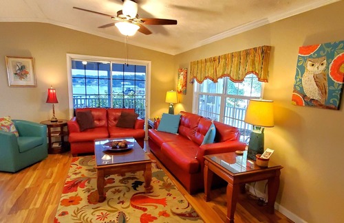 Jacksons' Gap House | Huge boathouse, screened porch, Firepit, quiet neighborhood, 3/2. Pets friendly