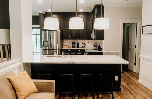 Mint Hill House | Spacious Charlotte Farmhouse Villa with Pet-Friendly Amenities