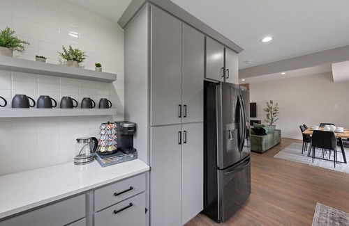 Mount Saint Joseph House | Spacious Retreat with Deck, Grill & Game Room for Stays