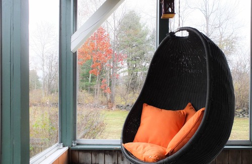 Lenox House | Designer House Retreat with Pool & Minutes to Attractions
