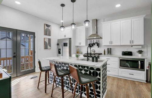 West Columbus House | Spacious Downtown House Near OSU with Easy Parking & Pets