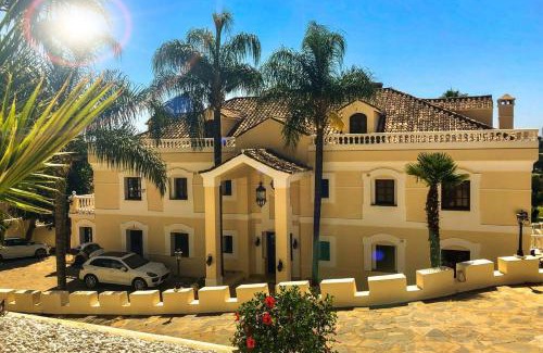 New Golden Mile House | Impressive Golf and Spa Mansion Near Puerto Banus