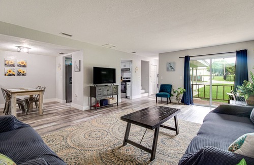 Richs Deland House | Spacious Home Near Downtown Deland with Spa & Hot Tub