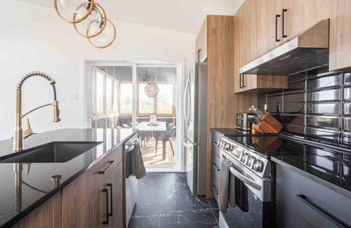 Saint-Gabriel-de-Brandon House | Modern Chalet Retreat with Spa & Scenic Lake Access