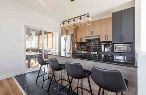 Saint-Gabriel-de-Brandon House | Modern Chalet Retreat with Spa & Scenic Lake Access