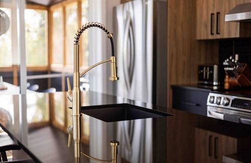 Saint-Gabriel-de-Brandon House | Modern Chalet Retreat with Spa & Scenic Lake Access