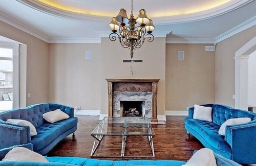 Richmond Hill House | Huge Mansion loaded with all amenities for quiet enjoyment