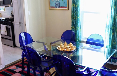 Tarrytown House | Huge pool, massage chair, ping pong, outdoor kitchen, fire pit, new cozy beds,