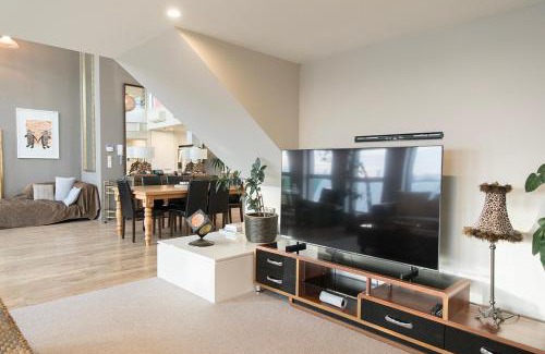 Sydenham Apartment | Stylish New York Loft Gallery - Guest Rated 9.9/10