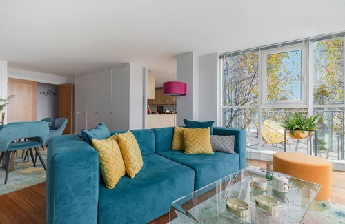 Tachbrook Apartment | Remarkable Thames View Nomad Design Home - Guest Rated 10/10