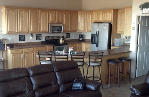 Greenehaven House | Unobstructed Lake Powell Views in a Secluded Home