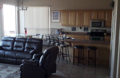 Greenehaven House | Unobstructed Lake Powell Views in a Secluded Home