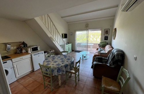 Les Issambres Apartment | HUGO Residence: Oceanfront Retreat with Pool & Family Amenities