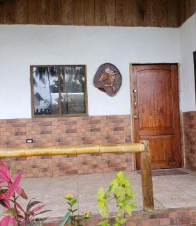 Ayangue House | Discover Hugo's Relax Home: Family and Pet-Friendly Oasis