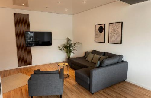 Bobenheim-Roxheim Apartment | Guest Rated: HUGOS Design Apartment with Family and Pet Perks