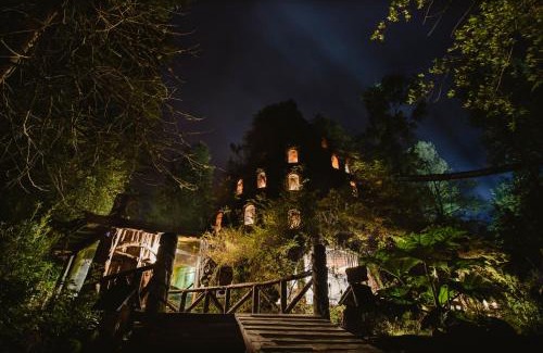 Neltume Cabin | Enchanting Huilo Huilo Montaña Mágica with Spa & Pools