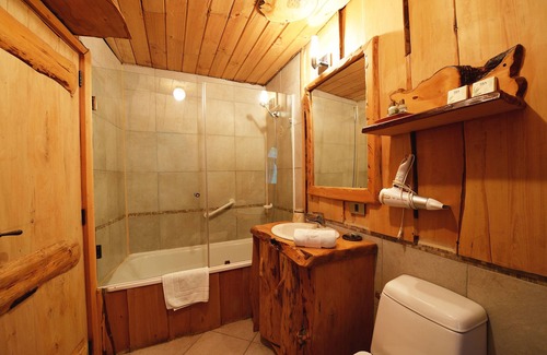 Neltume Cabin | Discover Huilo Huilo Montaña Magica with Pool & Spa