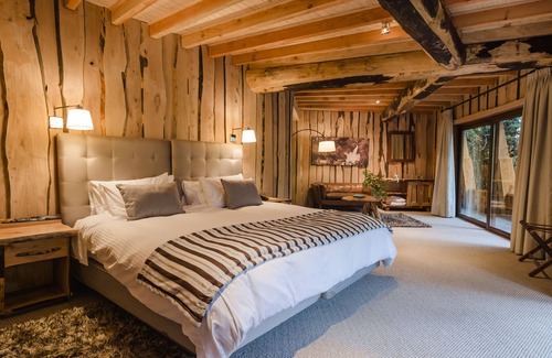 Neltume Cabin | Discover Huilo Huilo Reino Fungi: Pool, Spa & Dining