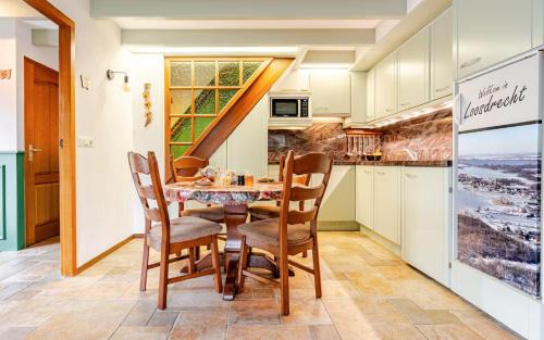 Loosdrecht Apartment | Family-Friendly Retreat at Huisje Marie Loosdrecht