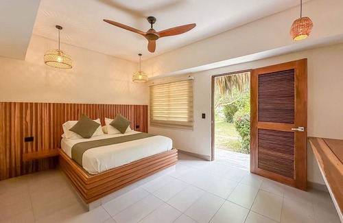 Palomino Hotel | Hukumeizi: Guest Rated 10/10 with Pool and Spa Amenities