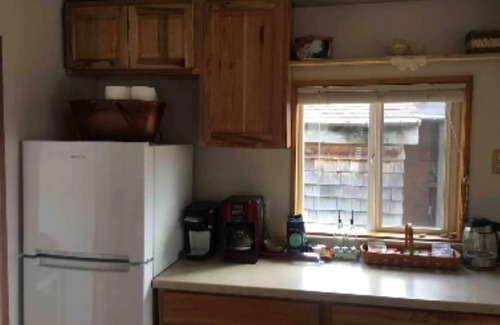 Kodiak House | Pet-Friendly Old Hillcrest Harbor View House in Kodiak