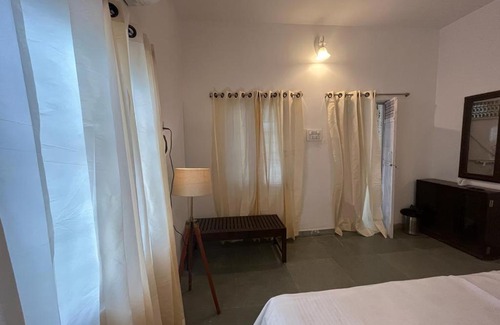 Udaipur Cabin | Pet-Friendly Getaway at Humble Homes Akashiya Bungalow