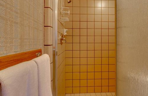 Eureka House | Relaxing Humboldt Bay Retreat: Family-Friendly Getaway