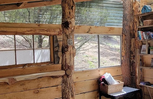 Canon City Apartment | Hummingbird Hideaway: A Tranquil Escape in Nature