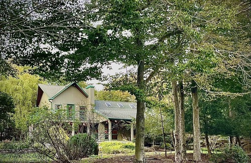 Galeton Cottage | Charming Hummingbird Hideaway: Family-Friendly Getaway
