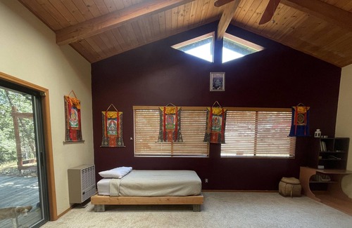 Altaville Cabin | Family-Friendly Retreat at Hummingbird's Nest