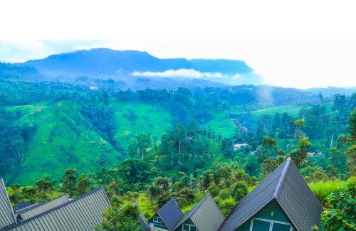 Talawakele Villa | Discover Hummingbird St.Clare Villas: Family-Friendly Retreat