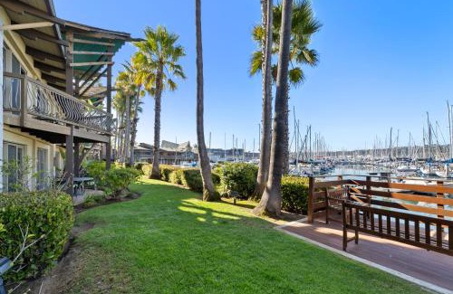 La Playa Hotel | Discover Humphreys Half Moon Inn: Poolside Relaxation Awaits