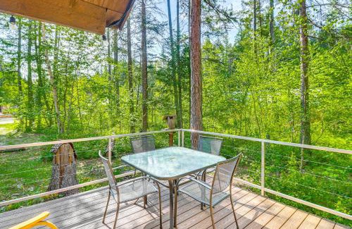 Whitefish House | Cozy Hungry Horse Cabin with Gas Grill, Steps from Glacier!