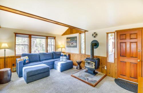 Whitefish House | Cozy Hungry Horse Cabin with Gas Grill, Steps from Glacier!
