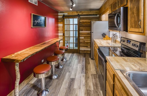 North Fork House | Experience Hungry Mother Island: Unique Cabin Retreat