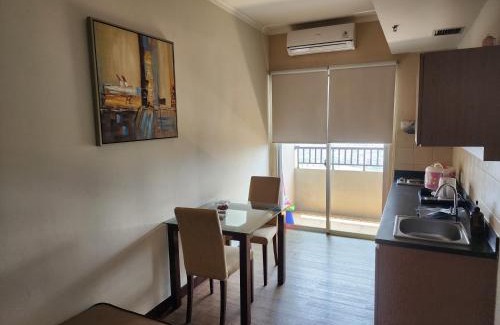 Old Jakarta Apartment | Convenient Stay Near T I Ancol with Pool and Hot Tub