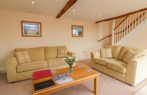 Brayford House | Discover Hunstone Barn: A Family-Friendly 4-Star Retreat