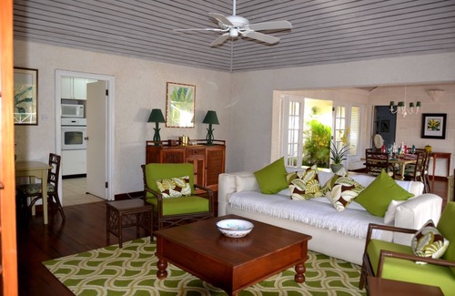 Long Bay Villa | Hunter Cottage: Oceanfront Villa with Pool & Top Ratings
