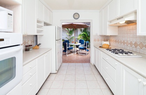 Long Bay Villa | Hunter Cottage: Oceanfront Villa with Pool & Top Ratings